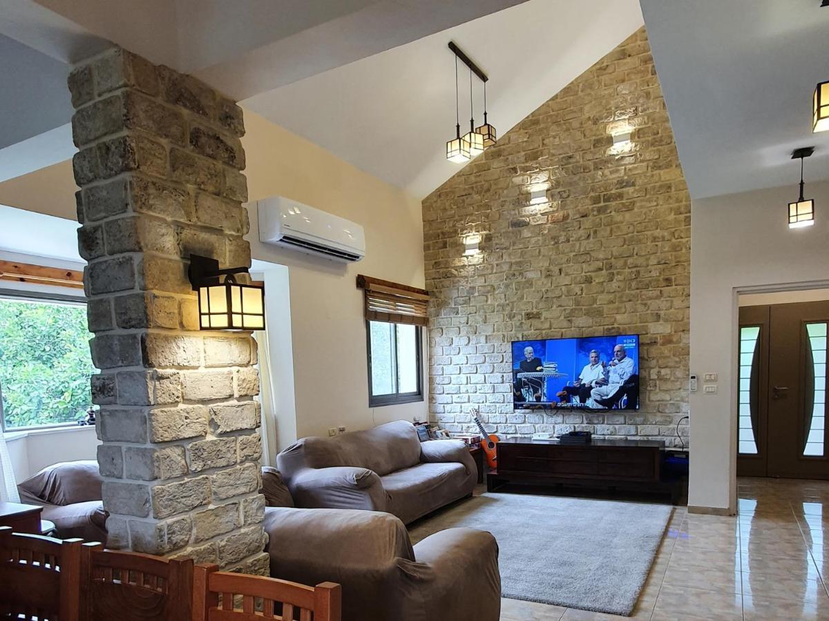 Huge & Private Villa In Kibbutz 다프나 외부 사진